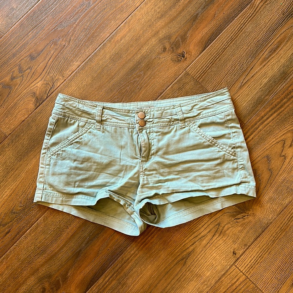 BKE Shorts 28